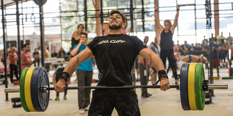 Snatch lift crossfit athlete