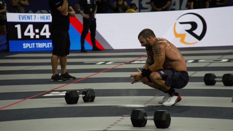 3 Benefits of the Dumbbell Clean and Jerk