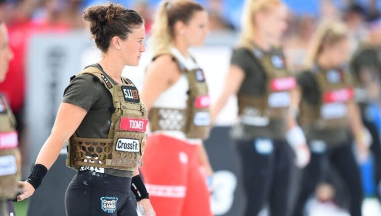 10 Brutal Weight Vest Workouts for CrossFit Athletes