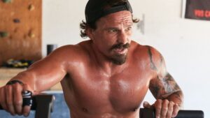 The Best Upper Chest Exercises to Build Muscle