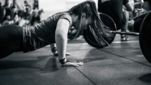 athlete does bar facing burpee ukraine Training Principles you Should Apply to Yourself Tiger Push Ups, a dynamic variation of the classic push-up, are rapidly gaining popularity in the fitness world. Fasted Training