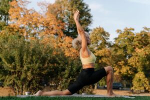 woman stays active and healthy after retirement