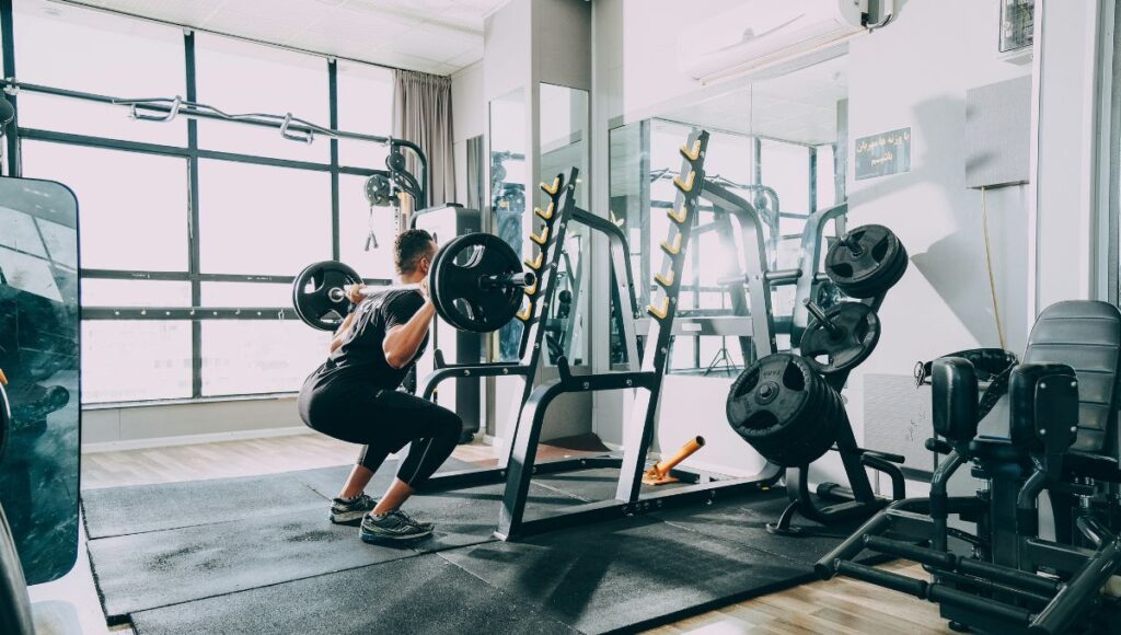 Barbell Squats vs Hack Squats: What’s Best for Quads?
