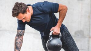 kettlebell suitcase, renegade row