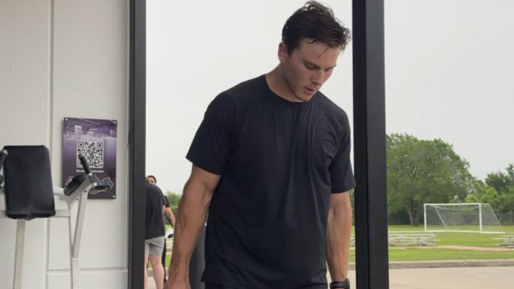 Inside Huckberry’s Proof Line: Shirt and Shorts Review